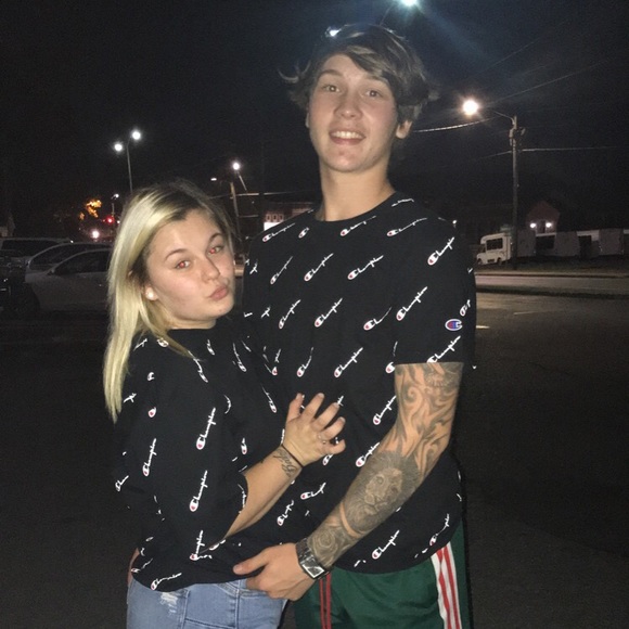 Meet your Posher, Isaac - Picture 1 of 1